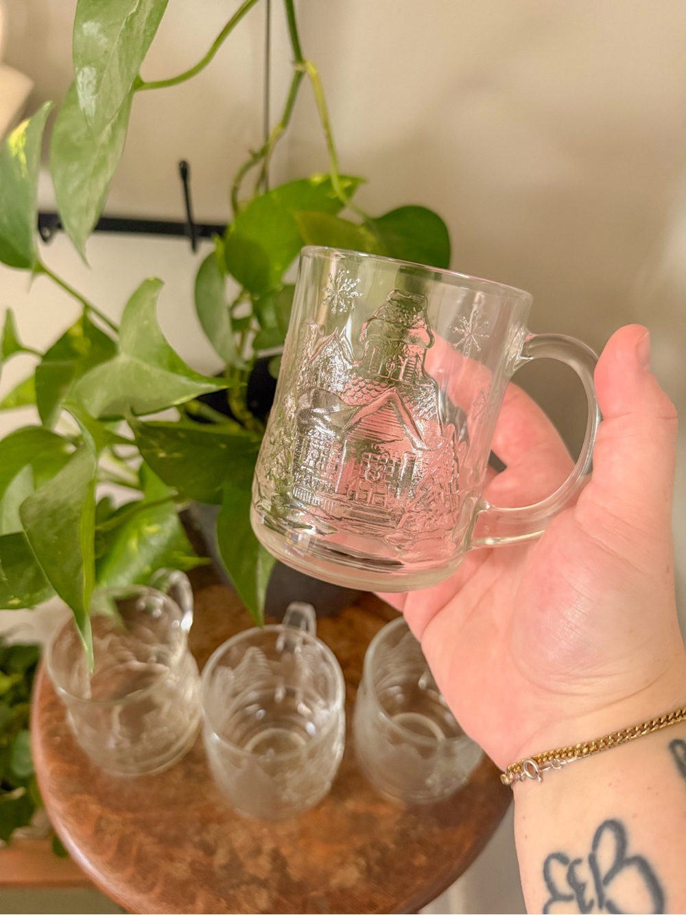 Set Of Four Vintage Christmas Scene Glass Mugs